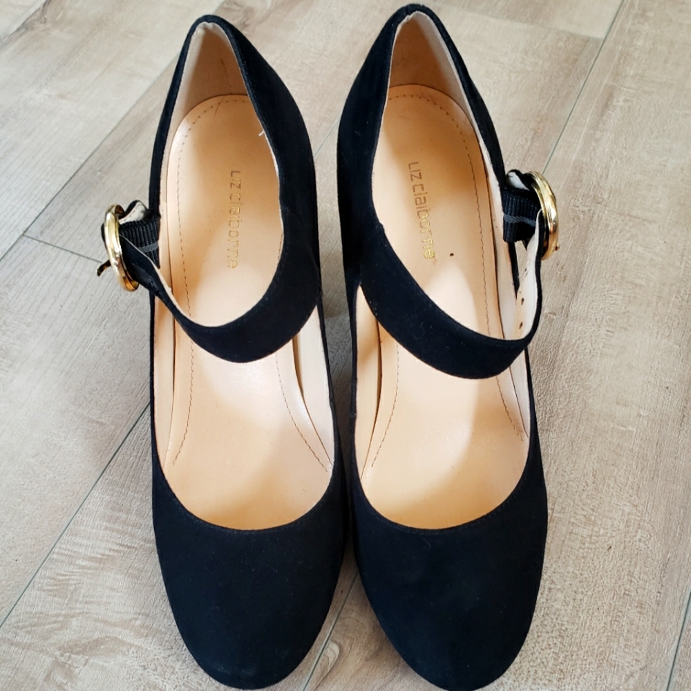 Liz Claiborne Black Mary Jane Heels with Gold Buckle